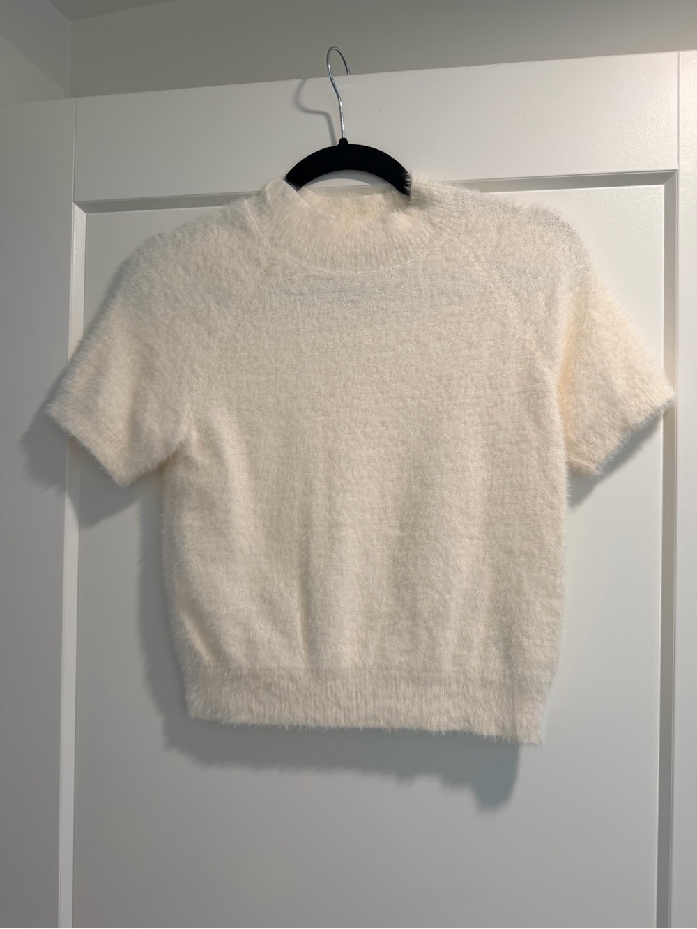 Pilcro Cream Short-Sleeve Mock Neck Sweater